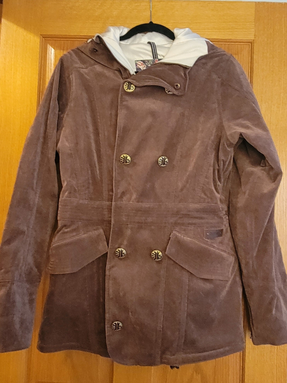 Burton Dry Ride Women's Brown Snowboarding and Fashion Jacket